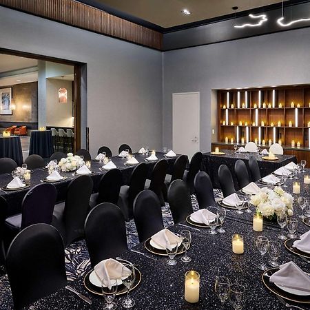 Novotel Toronto Vaughan Centre Экстерьер фото