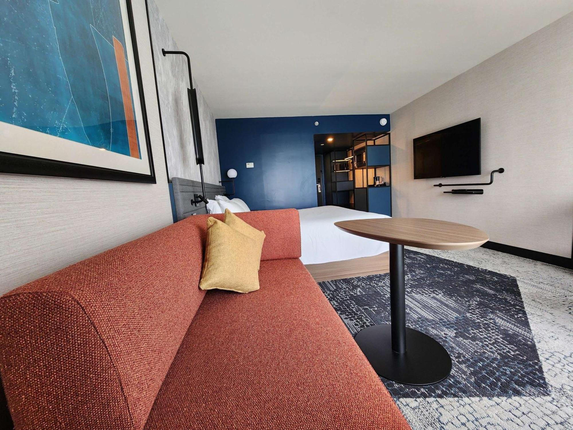 Novotel Toronto Vaughan Centre Экстерьер фото