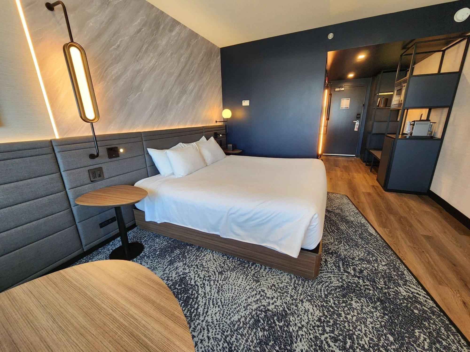 Novotel Toronto Vaughan Centre Экстерьер фото
