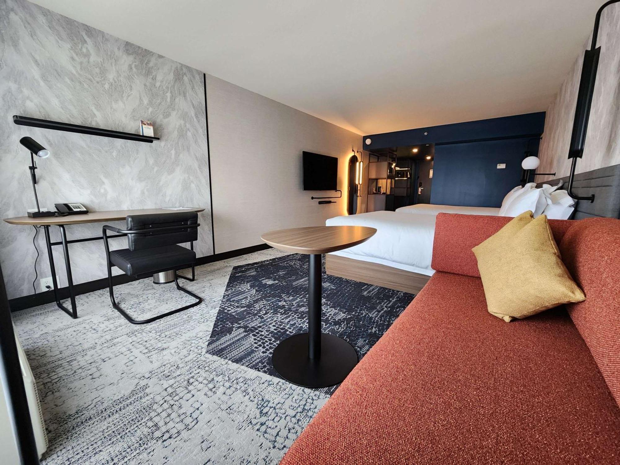 Novotel Toronto Vaughan Centre Экстерьер фото