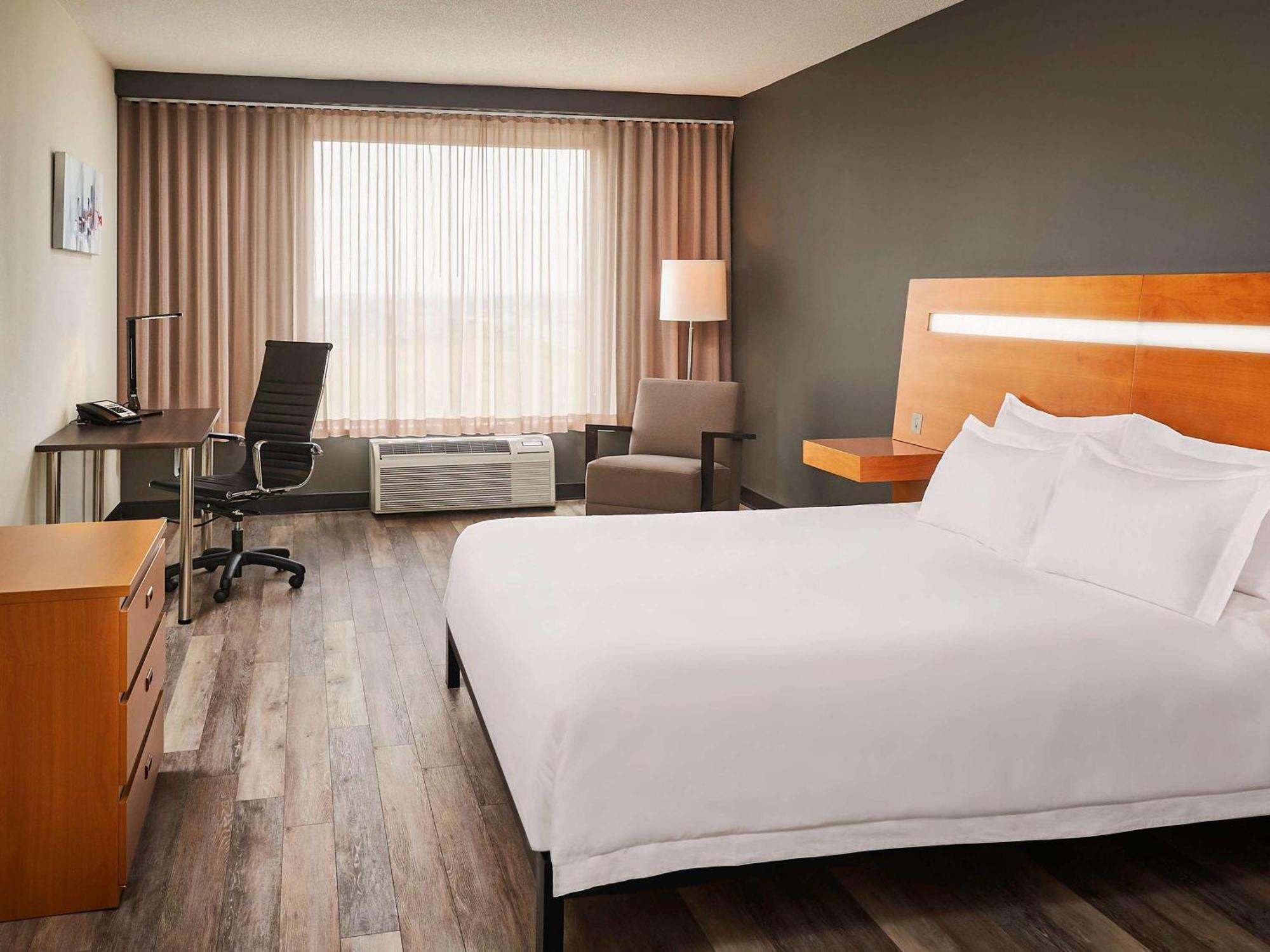 Novotel Toronto Vaughan Centre Экстерьер фото