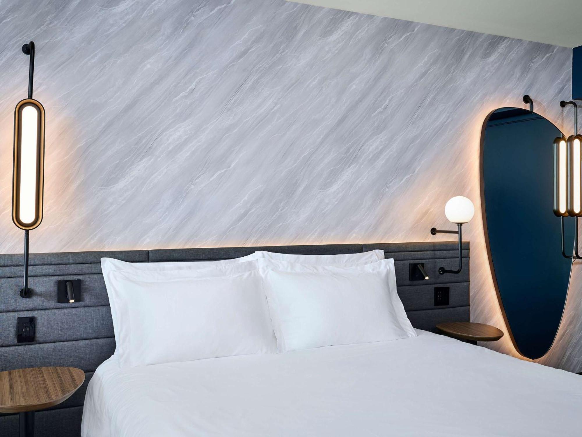 Novotel Toronto Vaughan Centre Экстерьер фото