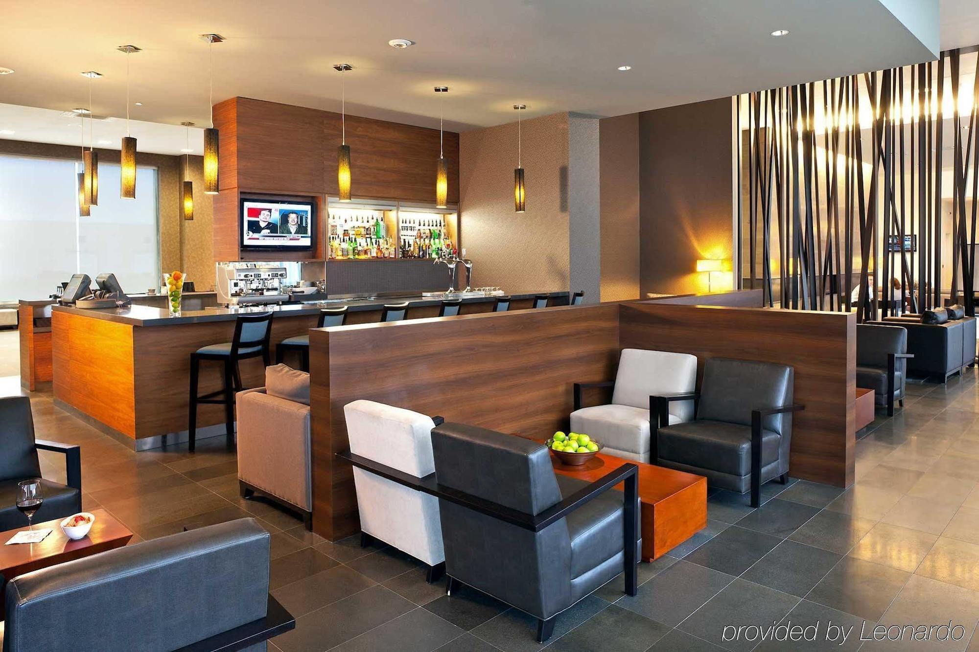 Novotel Toronto Vaughan Centre Интерьер фото